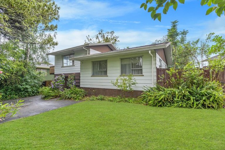 Photo of property in 9 Sikkim Crescent, Clover Park, Auckland, 2019