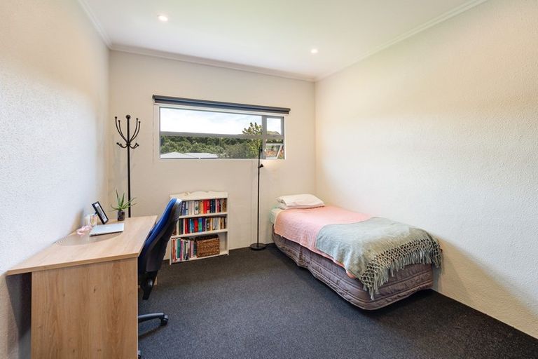 Photo of property in 52 Sylvan Street, Lake Hayes, Queenstown, 9304