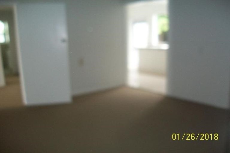 Photo of property in 13 Hillsborough Road, Hillsborough, Auckland, 1042