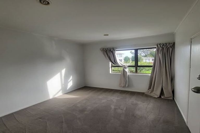Photo of property in 18 Mclean Avenue, Papatoetoe, Auckland, 2025