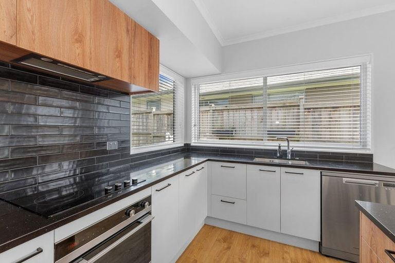 Photo of property in 31 Nellie Drive, Kumeu, 0810