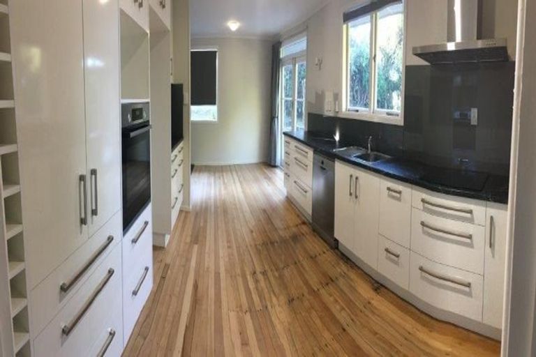 Photo of property in 8a Wharepaina Crescent, Springfield, Rotorua, 3015