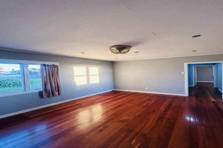 Photo of property in 65 Oakdale Road, Mount Roskill, Auckland, 1041