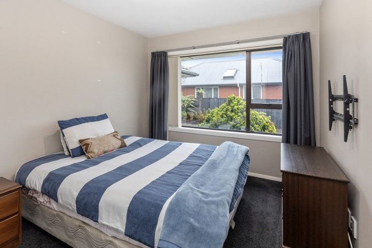 Photo of property in 409 Main Road North, Redwood, Christchurch, 8051