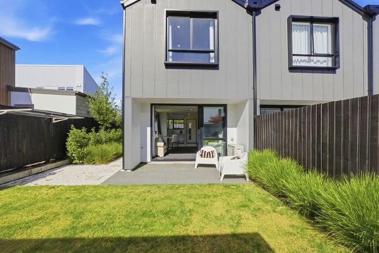 Photo of property in 62d Cleveland Street, Edgeware, Christchurch, 8013