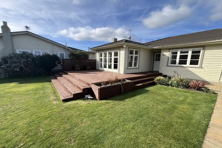 Photo of property in 78 Oxford Street, Tawa, Wellington, 5028
