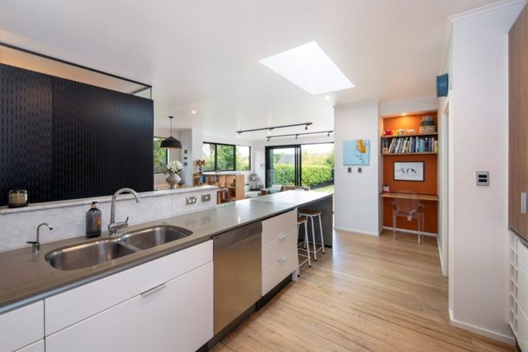 Photo of property in 49 Moa Road, Point Chevalier, Auckland, 1022