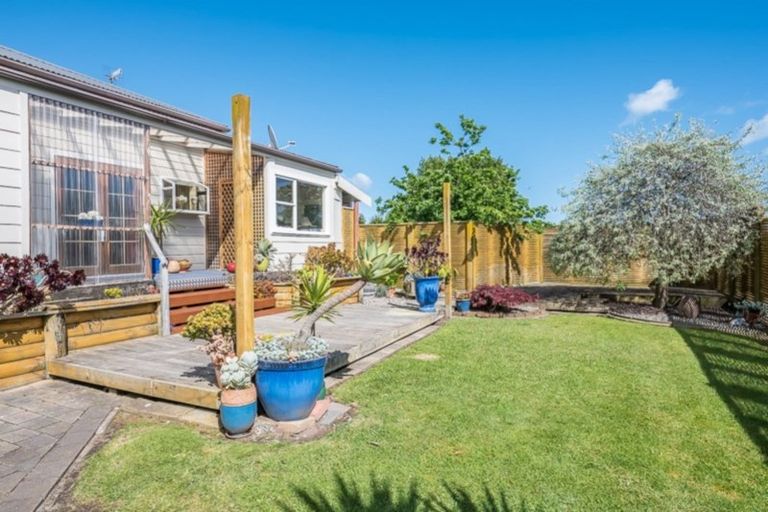 Photo of property in 131 Swamp Road, Te Horo, Otaki, 5581