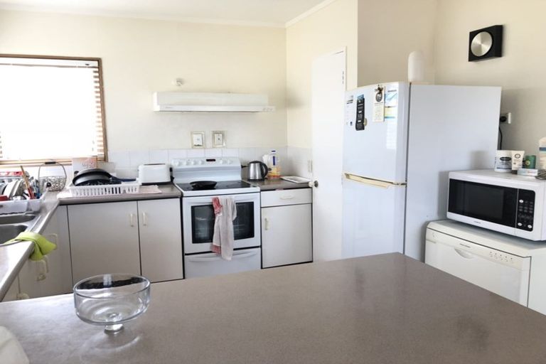 Photo of property in 3/3 Quebec Road, Milford, Auckland, 0620