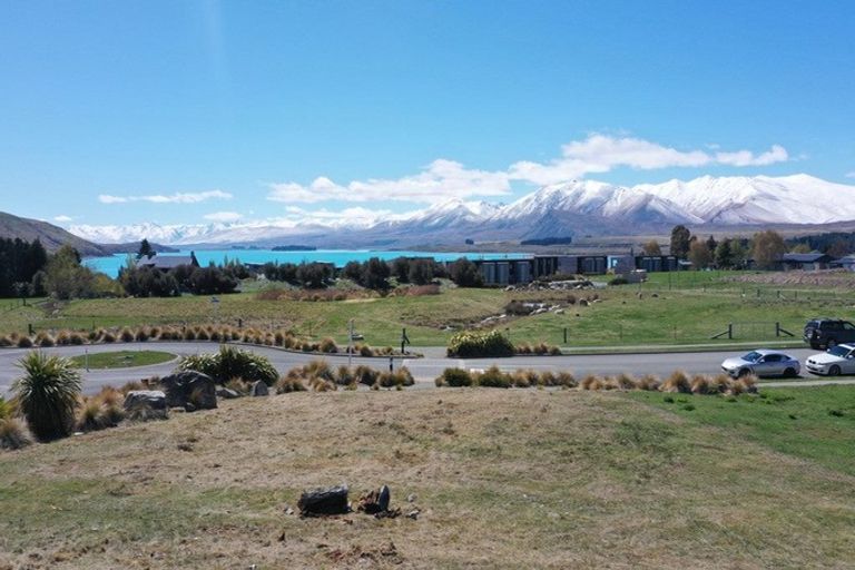 Photo of property in 35 D'archiac Drive, Lake Tekapo, 7999