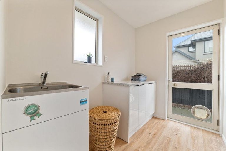 Photo of property in 12b Mary Street, Papanui, Christchurch, 8053