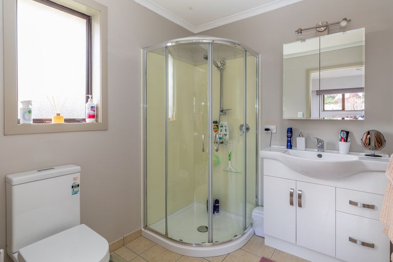 Photo of property in 10 O'neill Crescent, Bridge Hill, Alexandra, 9320