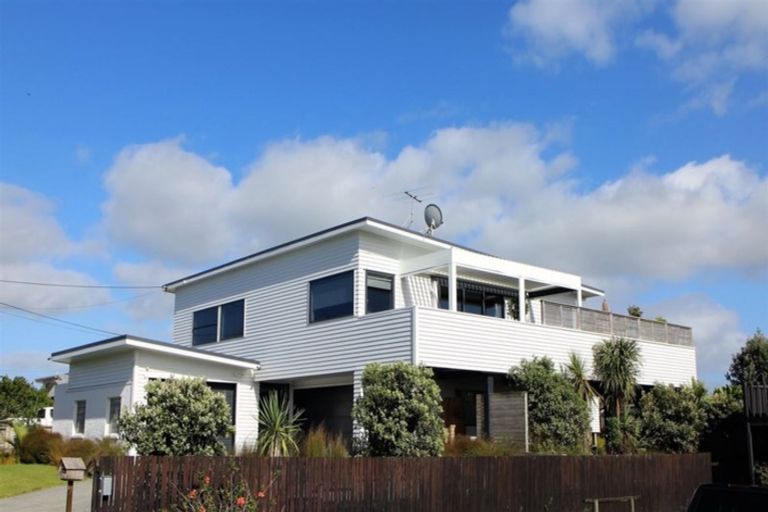 Photo of property in 79 Ruakaka Beach Road, Ruakaka, 0116