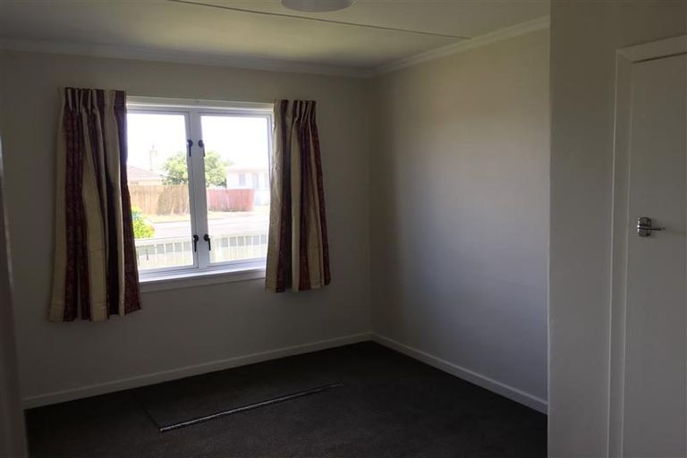 Photo of property in 36 Cornfoot Street, Castlecliff, Whanganui, 4501