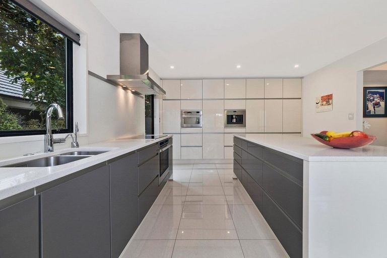 Photo of property in 1 Haineswood Lane, Sockburn, Christchurch, 8042