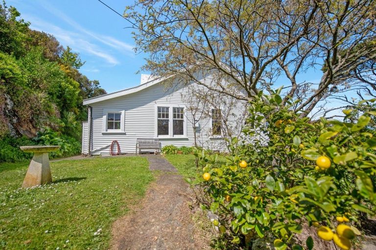 Photo of property in 5 Busaco Road, Hataitai, Wellington, 6021