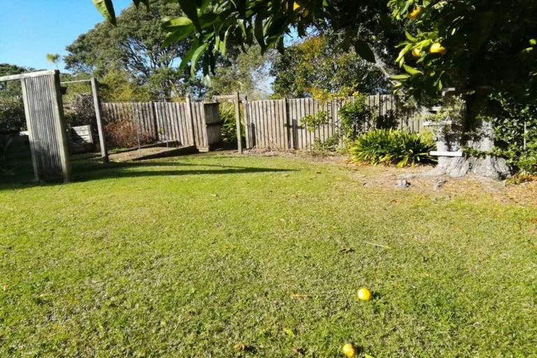 Photo of property in 13 Churchill Road, Murrays Bay, Auckland, 0630