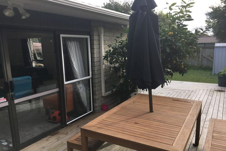 Photo of property in 28 Kanawa Street, Waikanae, 5036