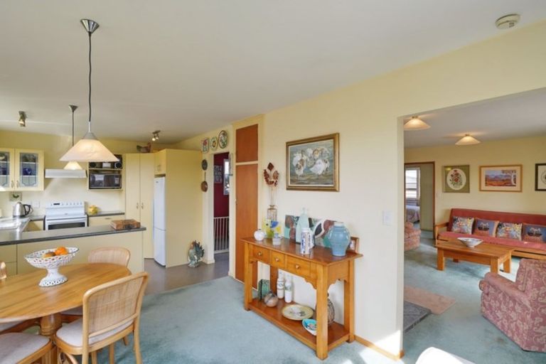 Photo of property in 10 Seadown Crescent, Amberley, 7410