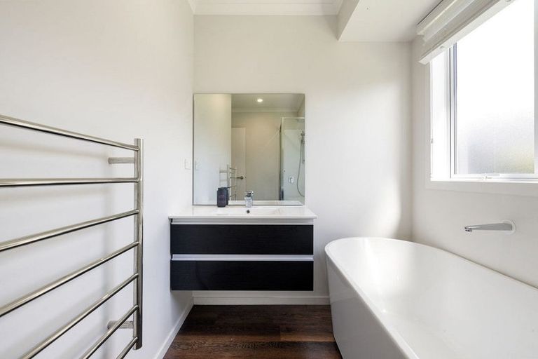 Photo of property in 81 Jarrett Terrace, Leamington, Cambridge, 3432