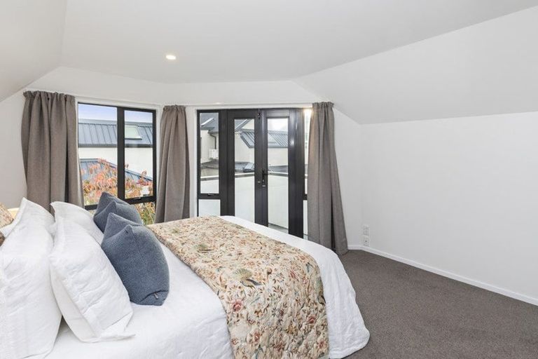 Photo of property in 2/15 Ayr Street, Riccarton, Christchurch, 8011