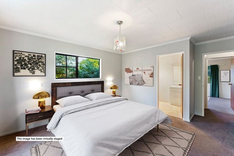 Photo of property in 18 Cobb Place, Otaki, 5512