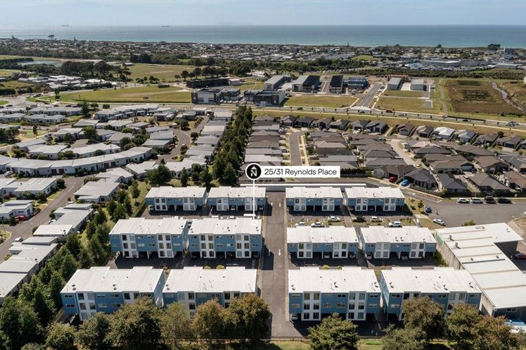 Photo of property in 31 Reynolds Place, Papamoa Beach, Papamoa, 3118