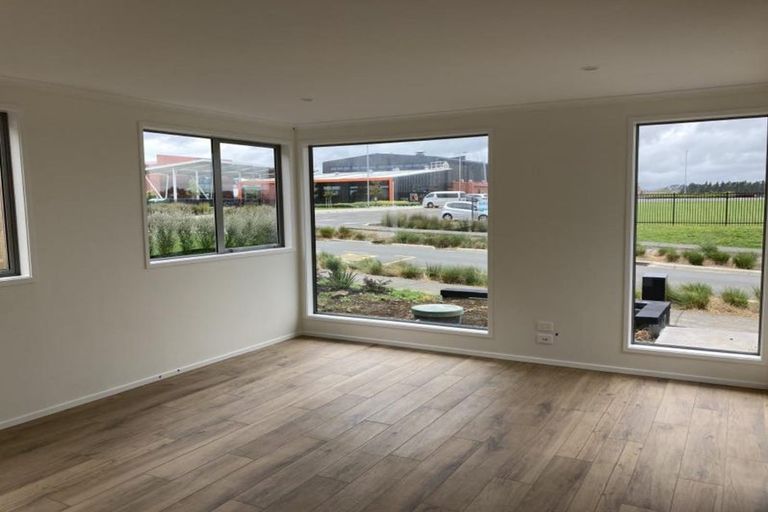 Photo of property in 47 Jonah Lomu Drive, Karaka, 2124