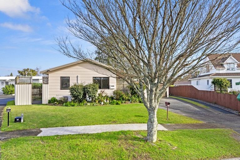 Photo of property in 11a Emma Place, Pukete, Hamilton, 3200