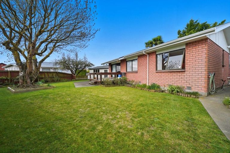 Photo of property in 2/13 Peverel Street, Riccarton, Christchurch, 8011