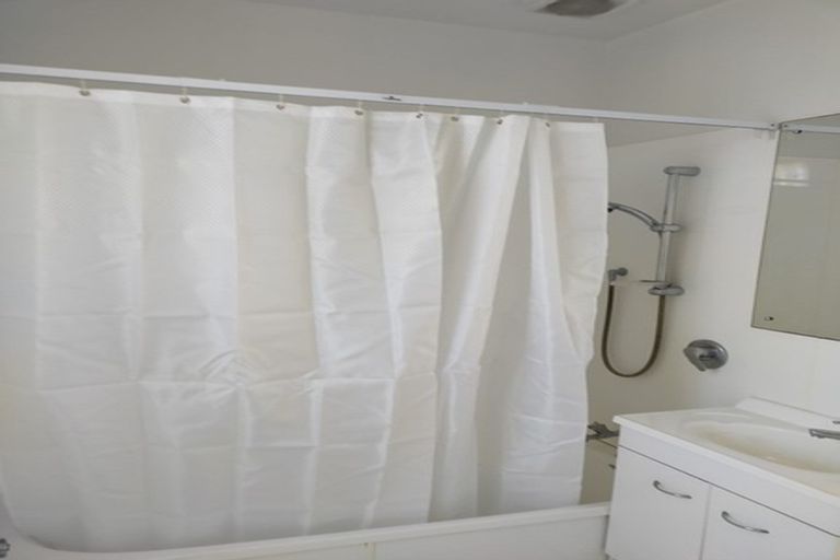 Photo of property in 52a Hopkins Street, Woolston, Christchurch, 8023