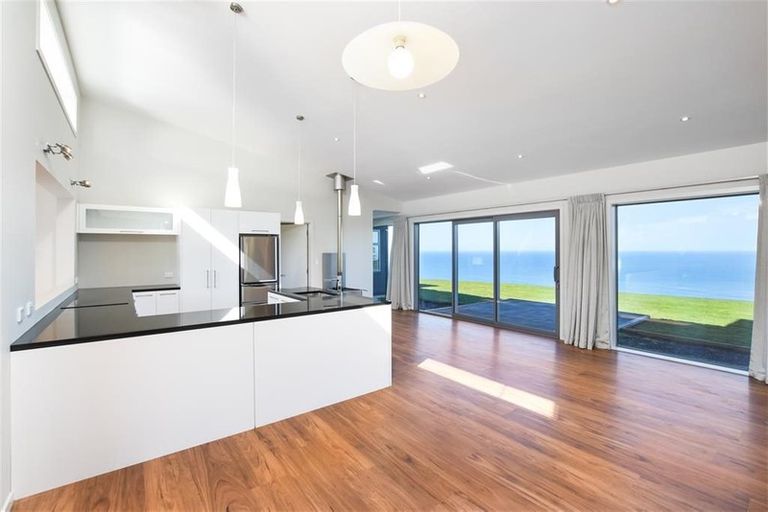 Photo of property in 31 Tunnel Beach Road, Blackhead, Dunedin, 9076