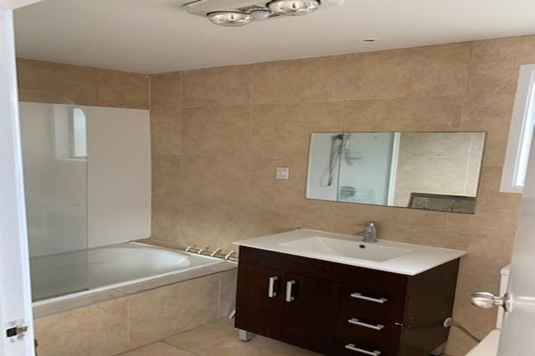 Photo of property in 3 Waipa Street, Birkenhead, Auckland, 0626