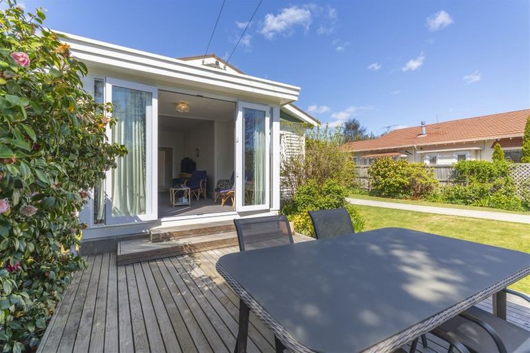 Photo of property in 26 Perry Street, Papanui, Christchurch, 8053