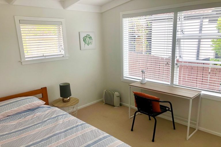 Photo of property in 104 Aeroview Drive, Beach Haven, Auckland, 0626
