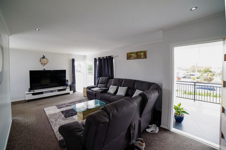 Photo of property in 63 Greenmeadows Avenue, Manurewa East, Auckland, 2102