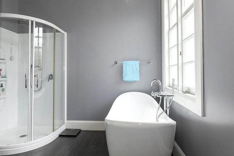 Photo of property in 18 Clifton Terrace, West End, Timaru, 7910