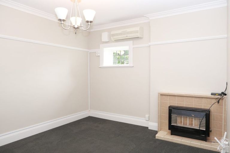 Photo of property in 84a Salamanca Road, Kelburn, Wellington, 6012