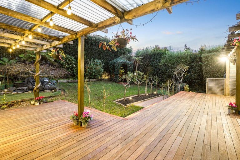 Photo of property in 10 Seine Road, Forrest Hill, Auckland, 0620