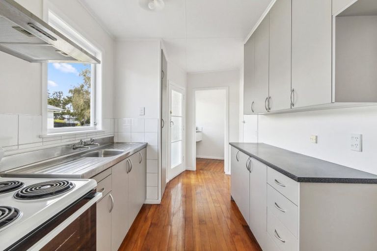 Photo of property in 20 Rhonda Avenue, Deanwell, Hamilton, 3206