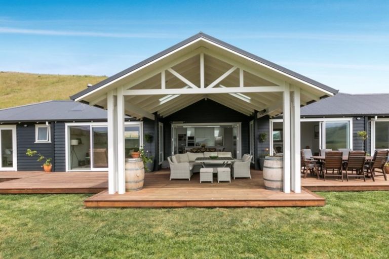Photo of property in 63 Timoti Road, Waimarama, Havelock North, 4294