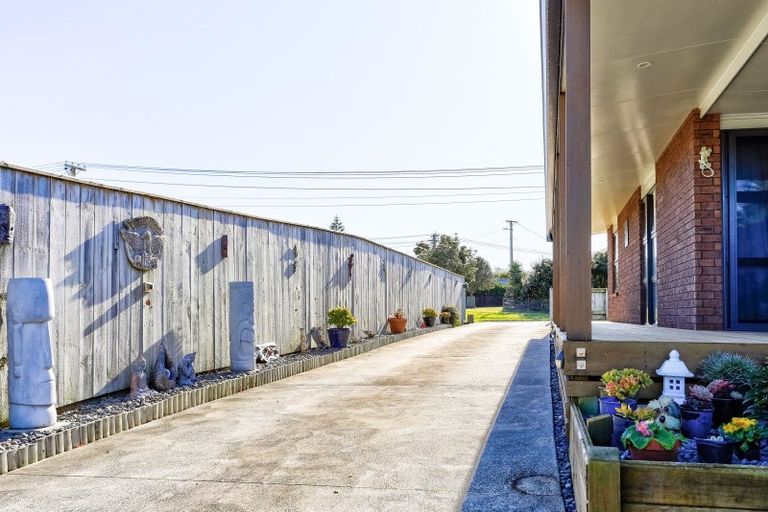 Photo of property in 11a Ashton Terrace, Castlecliff, Whanganui, 4501