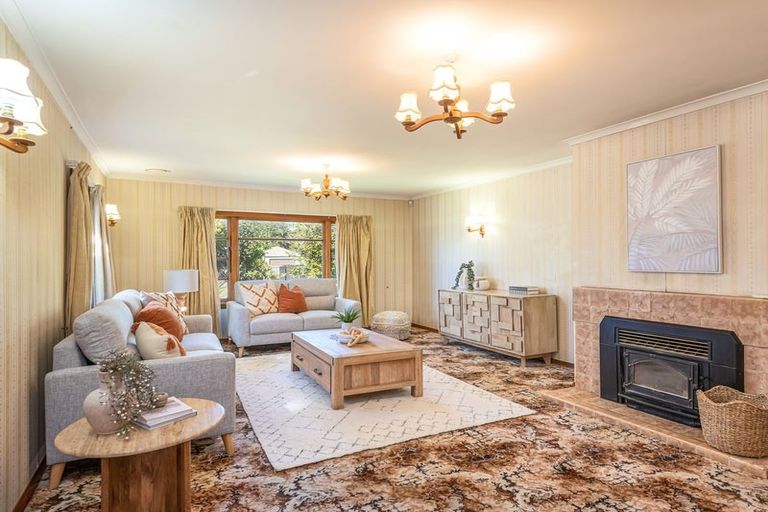 Photo of property in 245 Weston Road, Mairehau, Christchurch, 8052