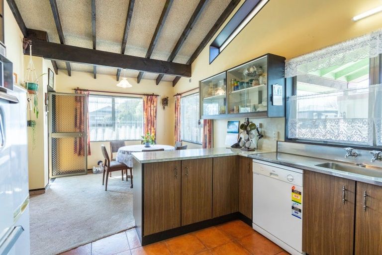 Photo of property in 12 Empire Street, Dannevirke, 4930