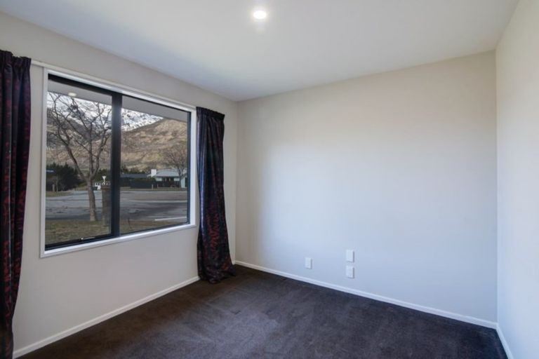Photo of property in 2 Quill Street, Lake Hayes, Queenstown, 9304