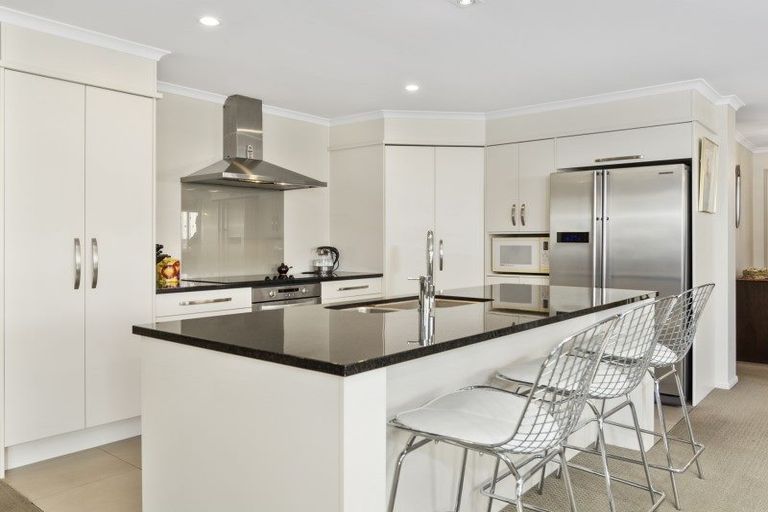 Photo of property in 8 Ibis Way, Welcome Bay, Tauranga, 3112