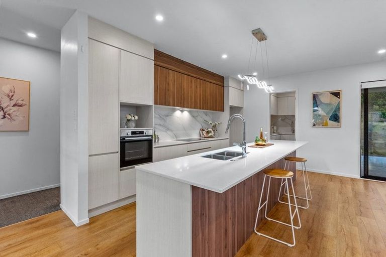 Photo of property in 9 Wallis Lane, Orewa, 0931