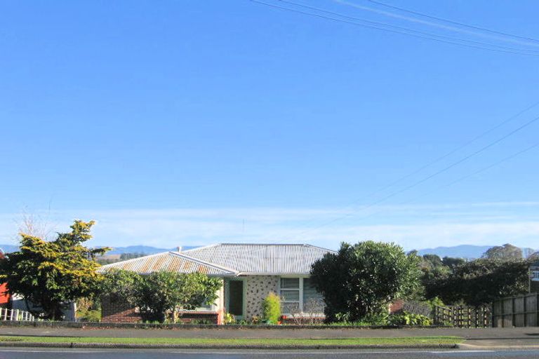 Photo of property in 80 Forest Lake Road, Forest Lake, Hamilton, 3200