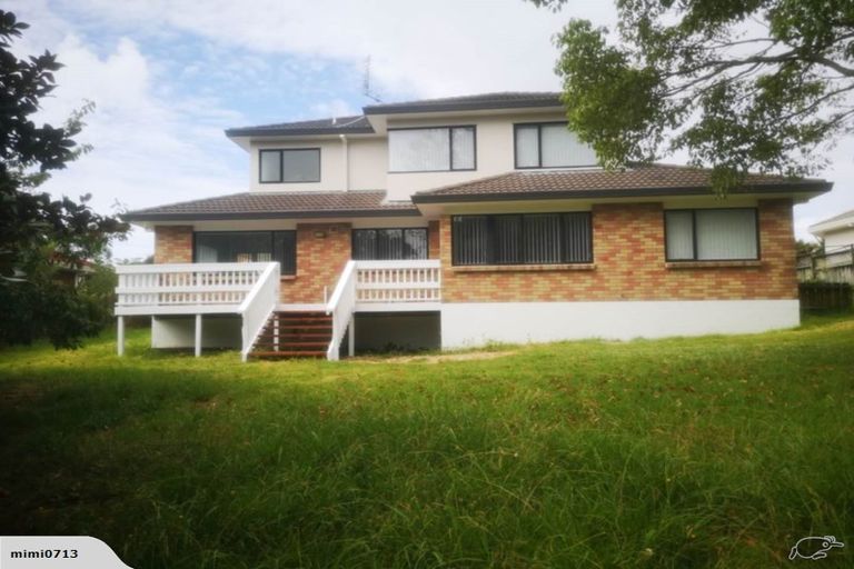 Photo of property in 8 Belvedere Court, West Harbour, Auckland, 0618