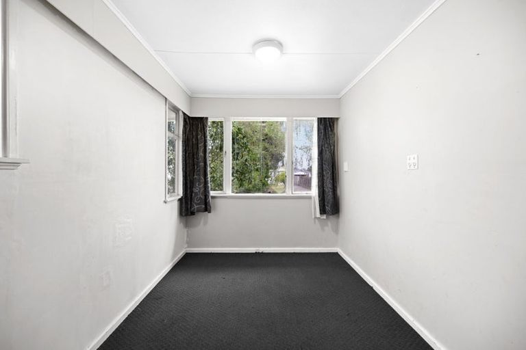 Photo of property in 63 Paul Crescent, Fairfield, Hamilton, 3214
